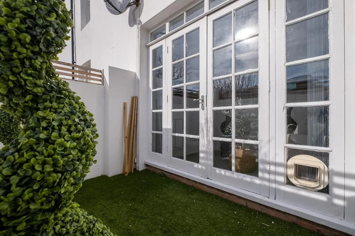 Beautiful Mews Cottage Brighton 0*,